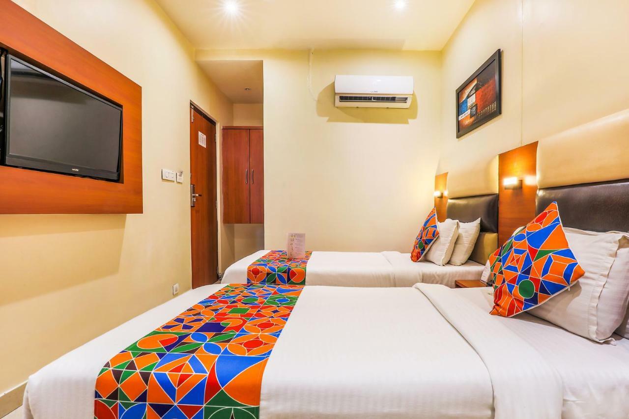 Hotel Fabexpress Liwa International Andheri East Mumbai Exterior foto