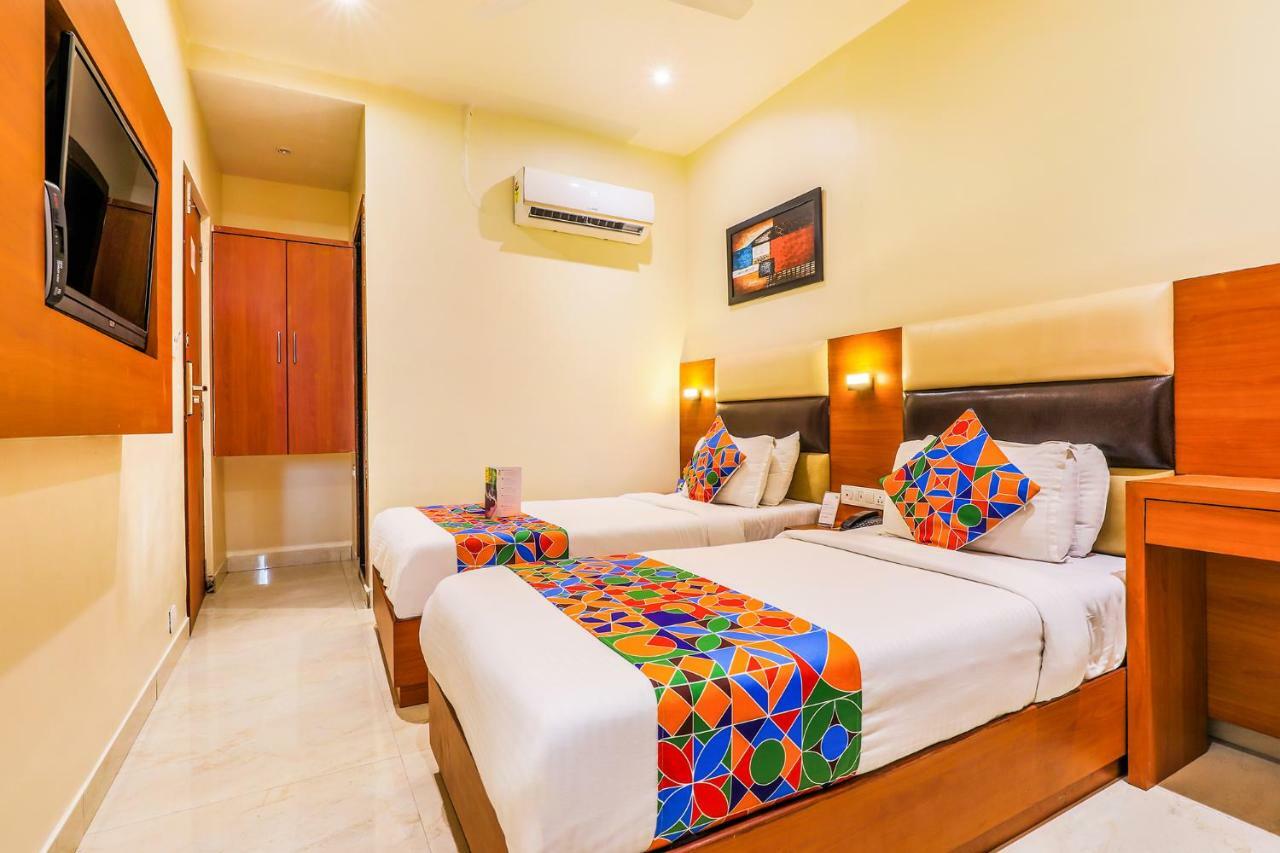 Hotel Fabexpress Liwa International Andheri East Mumbai Exterior foto